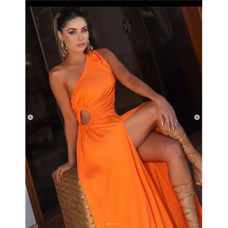Vestido Vazado Alta Fenda