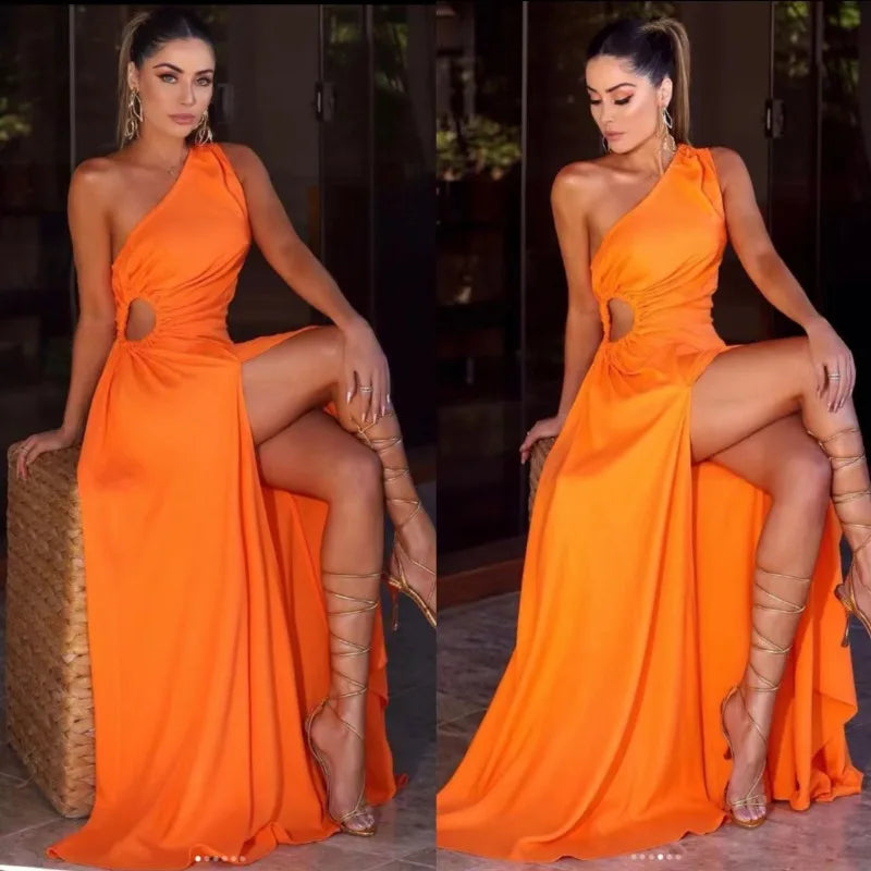 Vestido Vazado Alta Fenda